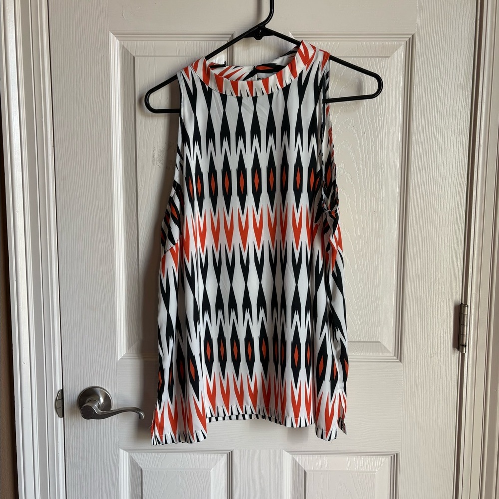 Worthington Geometric Sleeveless Blouse - Picture 8 of 11